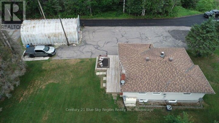 Property Photo: 5377 Highway 11 North ON P1B 8G3
