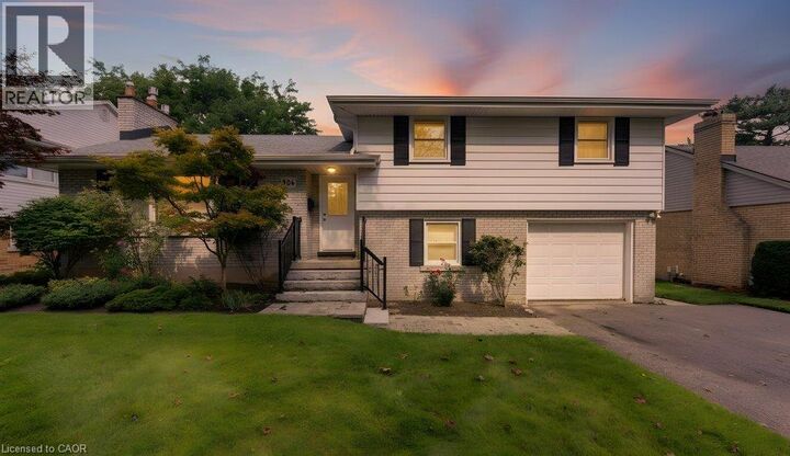Property Photo:  204 Stanley Drive  ON N2L 1H4 