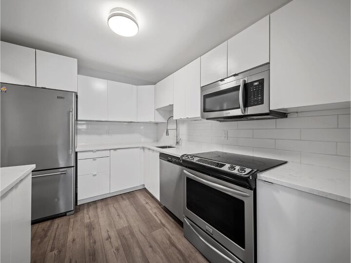 Property Photo: 1561 Vidal Street 318 BC V4B 5A7