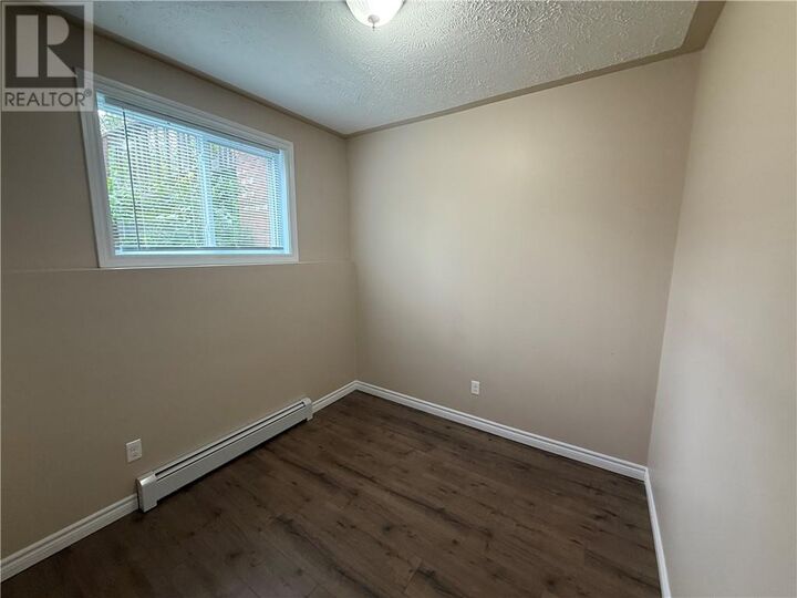 Property Photo:  203 Second Avenue Unit# 3B  ON P3B 3M4 