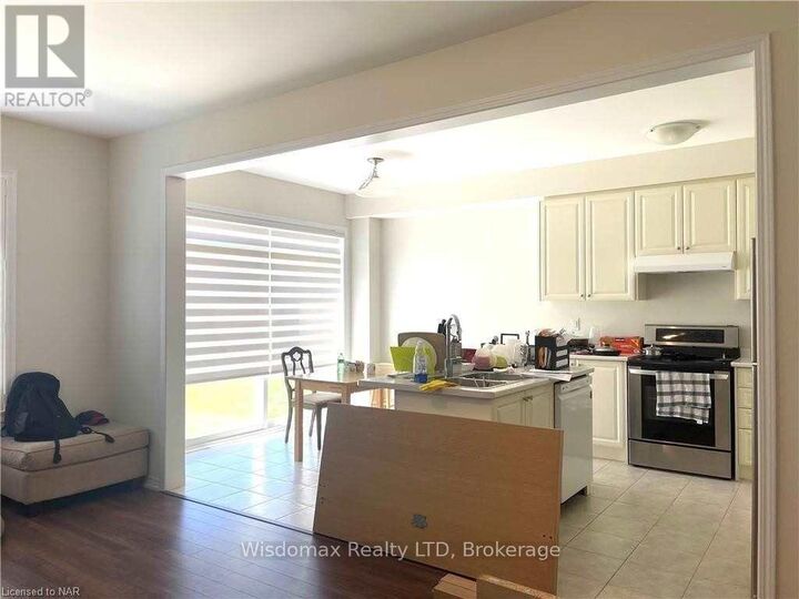Property Photo:  13 Beatty Avenue  ON L3C 0H4 
