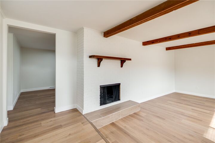 Property Photo: 9025 Bunnell Hill Road OH 45458