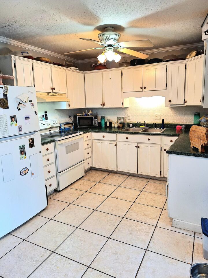 Property Photo:  603 Bob Sikes Boulevard  FL 32547 