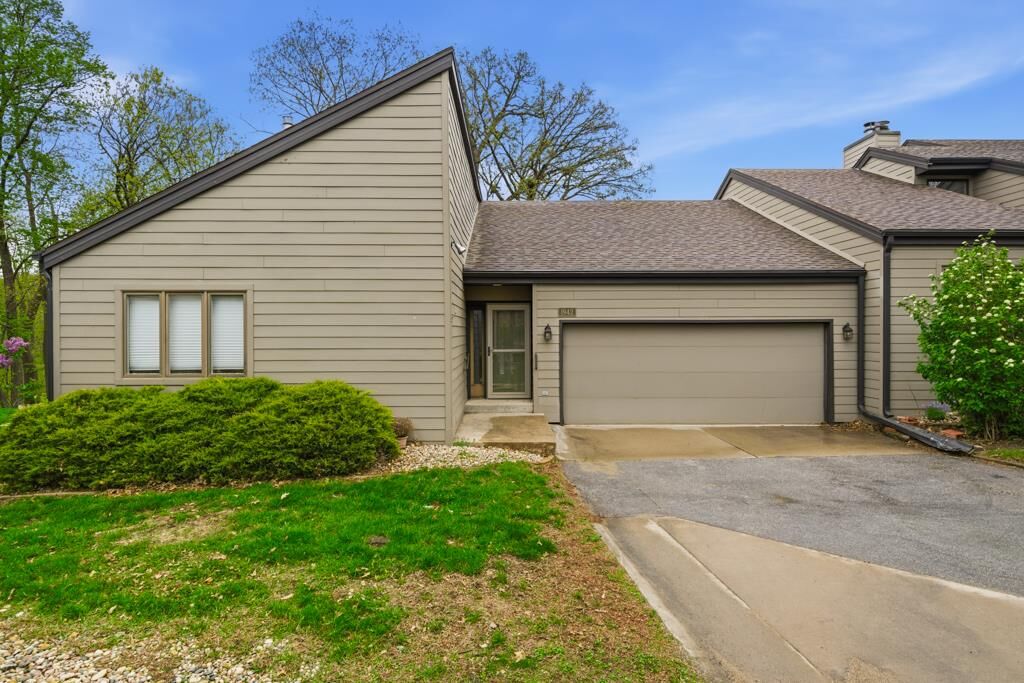 Property Photo: 1942 Stadium Drive IA 50501