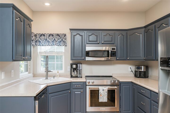 Property Photo: 3906 NW Seasons Court IA 50023