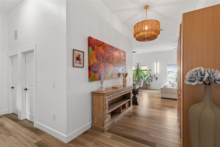 Property Photo: 6611 Blue Heron Drive S FL 33707