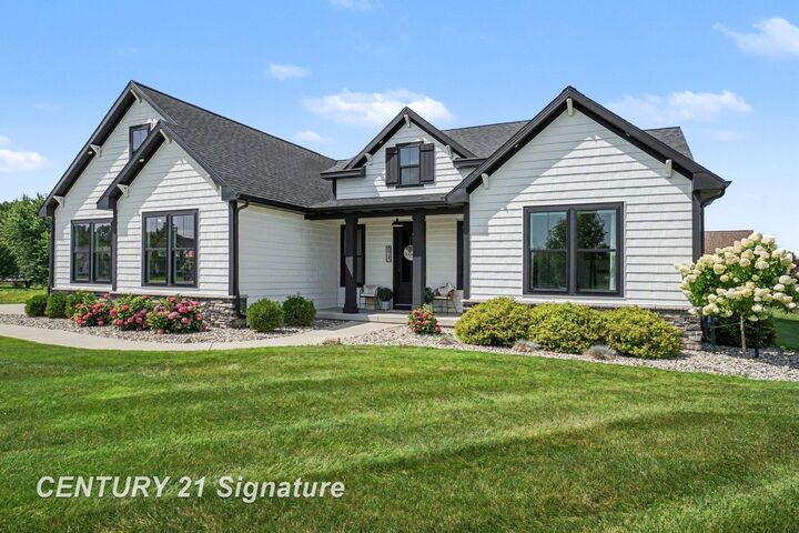 Property Photo:  8937 N Meadows Court  MI 48623 