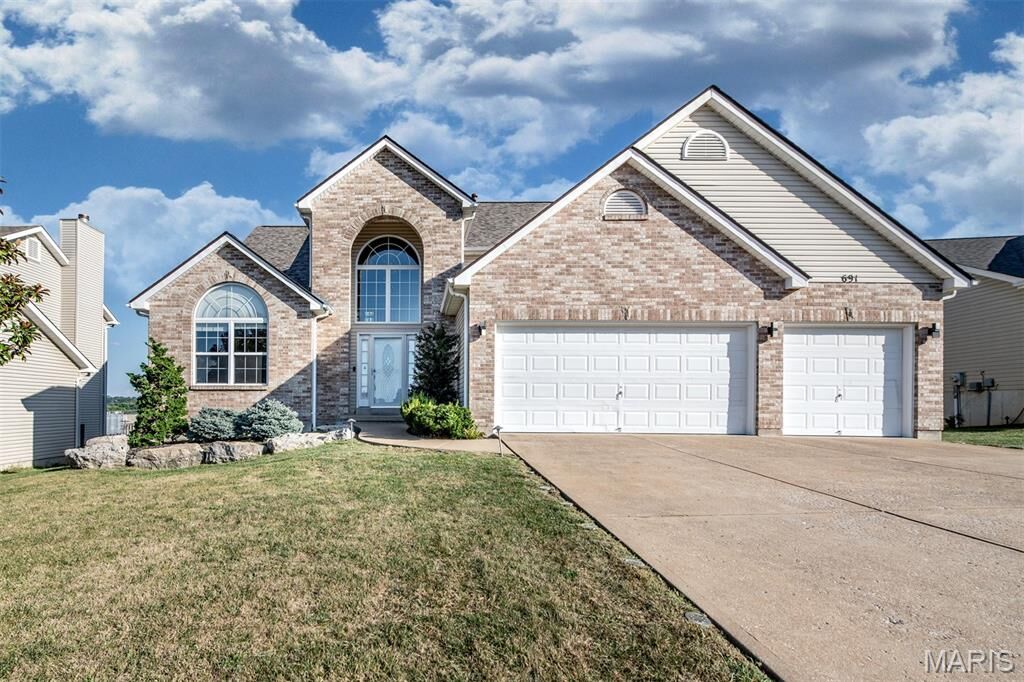 Property Photo: 691 Berrywine Lane MO 63010
