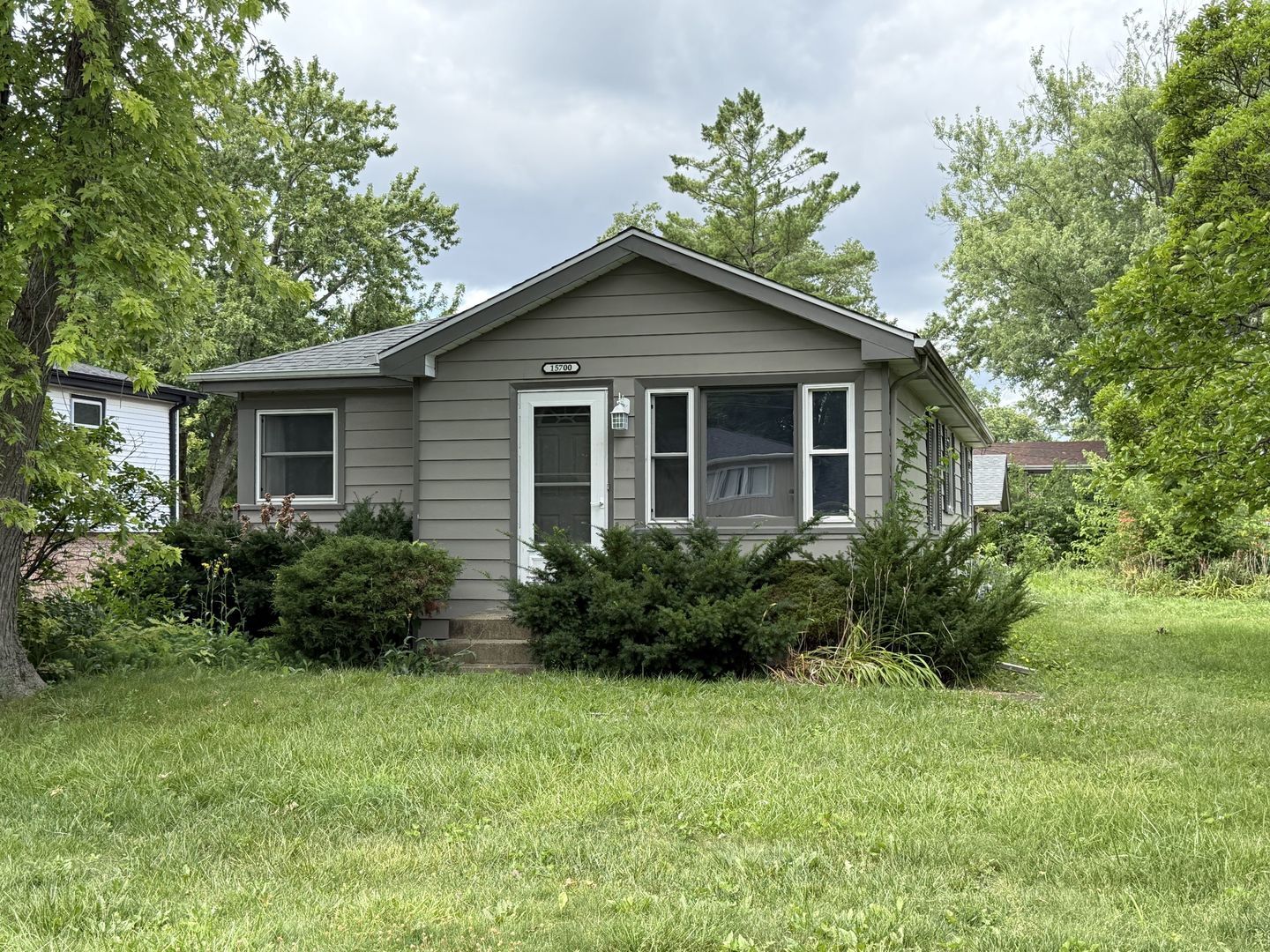Property Photo:  15700 Leclaire Avenue  IL 60452 