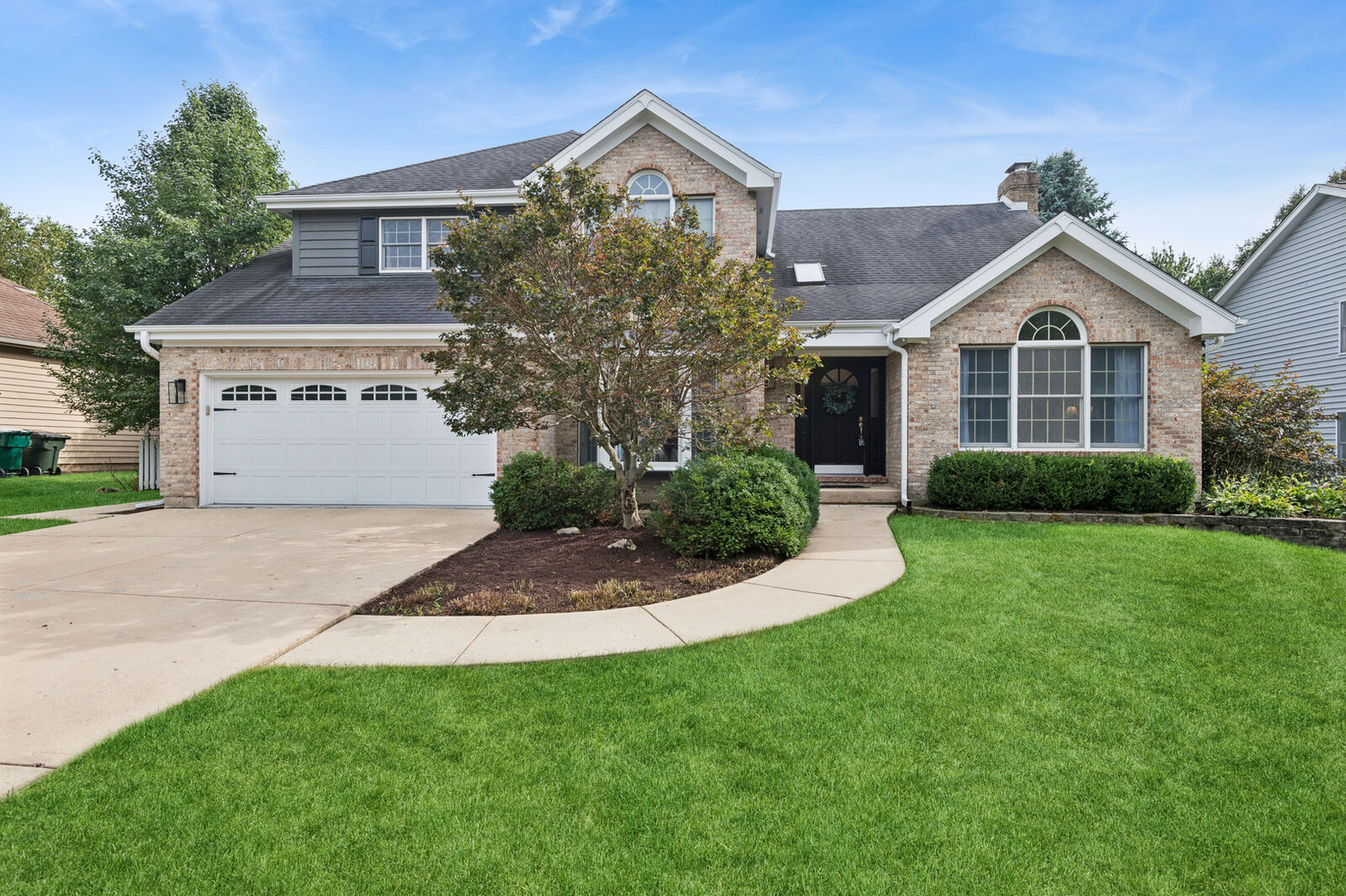 Property Photo:  1356 Green Pheasant Lane  IL 60510 