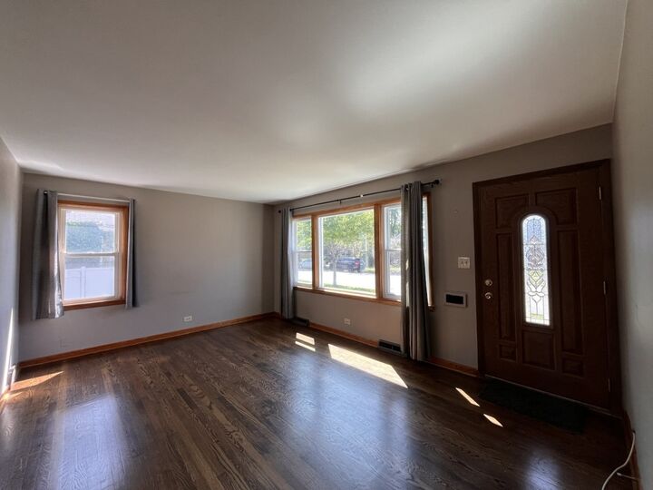 Property Photo: 2714 W 97th Street IL 60805