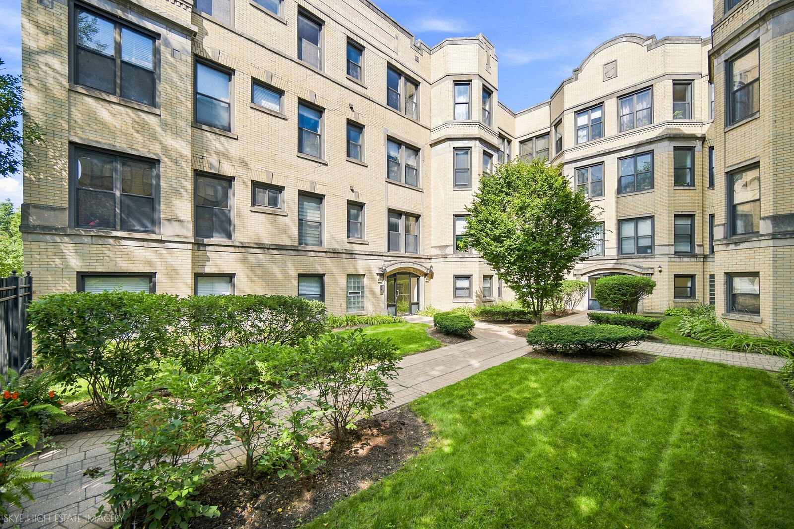 Property Photo:  5219 S Drexel Avenue 3W  IL 60615 