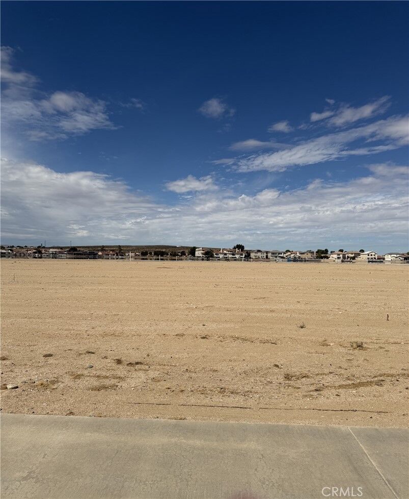 Property Photo:  10 Lakeview  CA 92342 