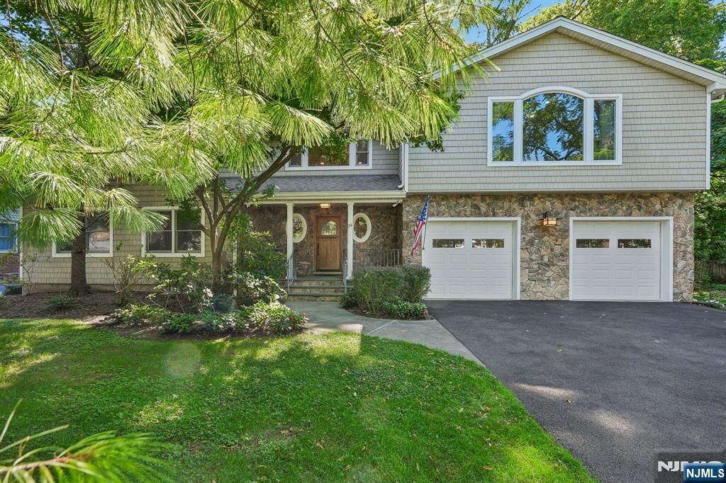 Property Photo:  74 Lakeshore Drive  NJ 07436 