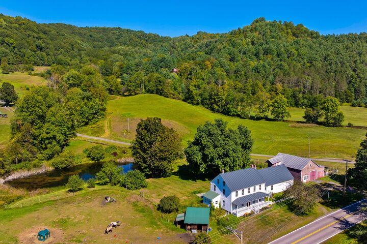 Property Photo:  499 Vt Route 110  VT 05077 