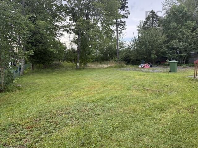 Property Photo:  85 First Street  NS B4E 1S9 