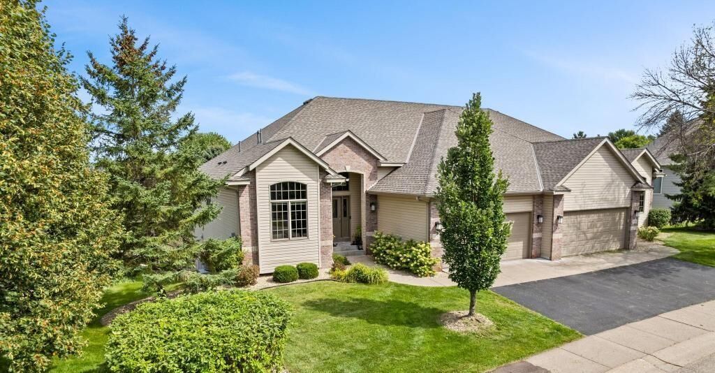 Property Photo:  11366 Hillcrest Drive N  MN 55316 