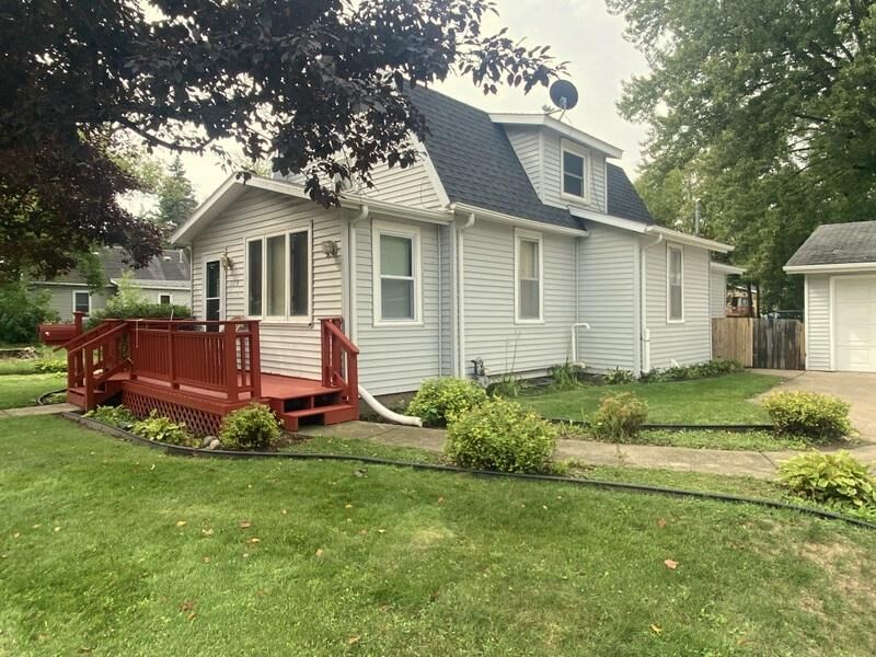 Property Photo: 709 6th Avenue NE MN 56401