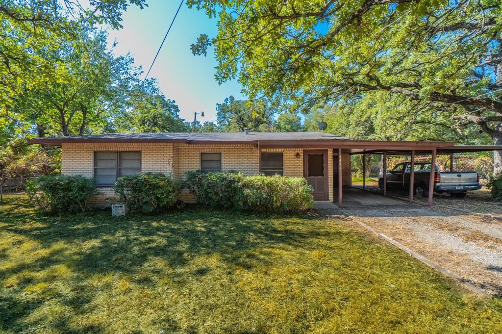 Property Photo:  4412 Pierce Avenue  TX 76119 
