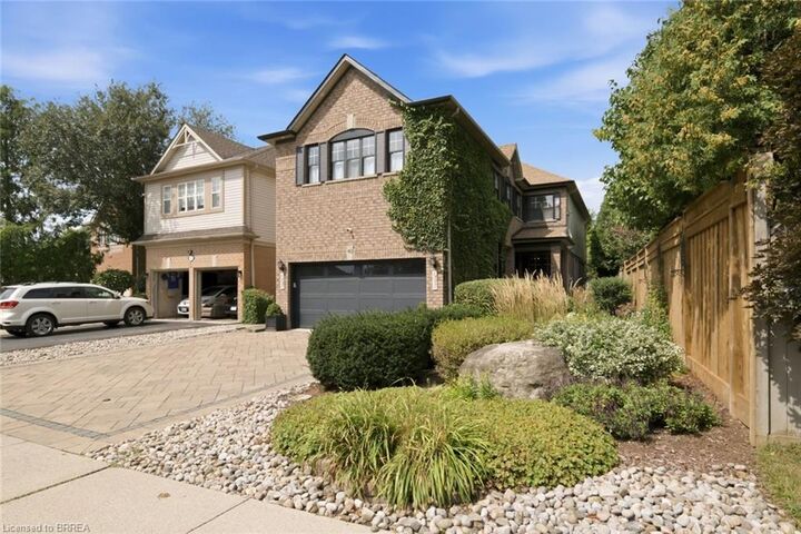 Property Photo:  40 Premier Road  ON L8B 0K7 