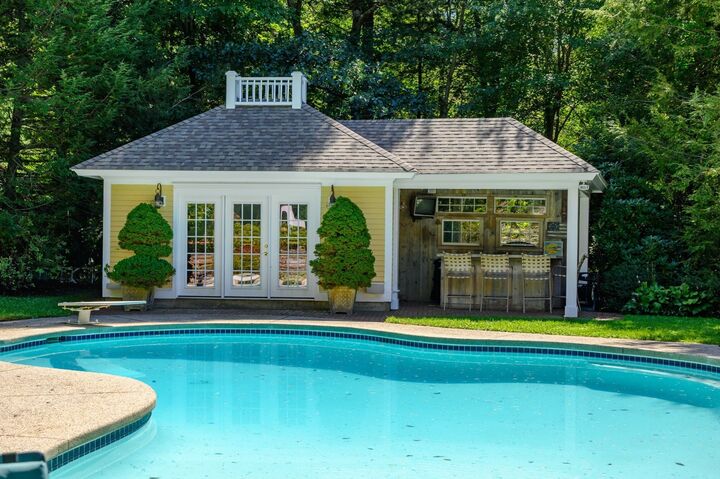 Property Photo:  180 Gardner  MA 02043 