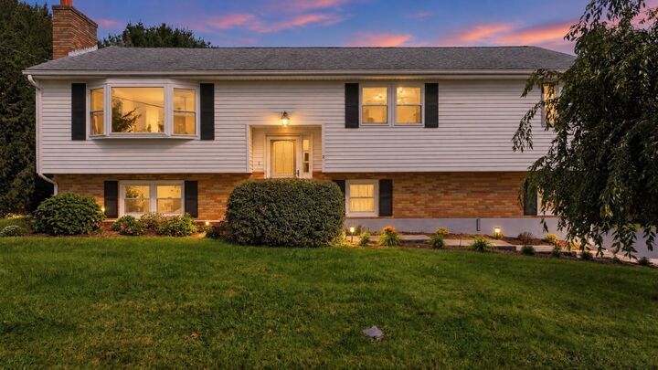 Property Photo:  2 Apple Tree Dr  MA 01527 