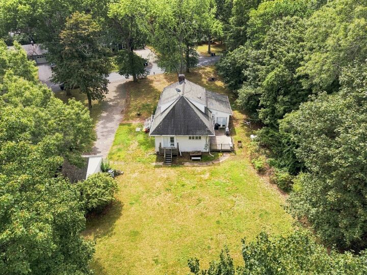 Property Photo: 10 Pilgrim Way MA 02032