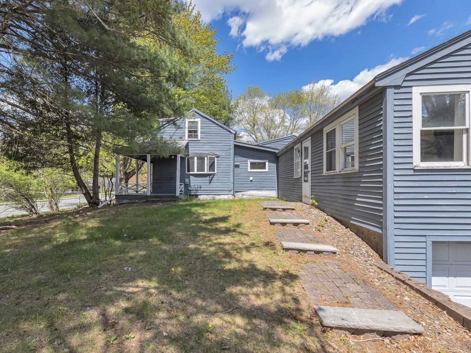 Property Photo:  193 Haverhill Street  MA 01864 