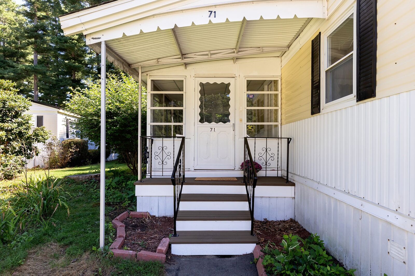 Property Photo:  71 Maplewood Dr  MA 02338 