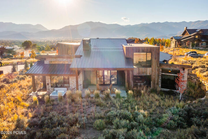Property Photo:  1090 N Oquirrh Mountain Drive  UT 84032 