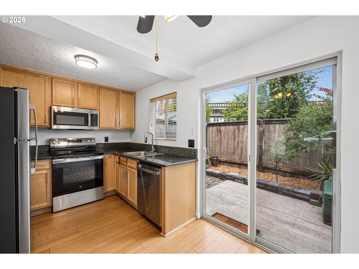 Property Photo:  3624 SW Multnomah Blvd  OR 97219 