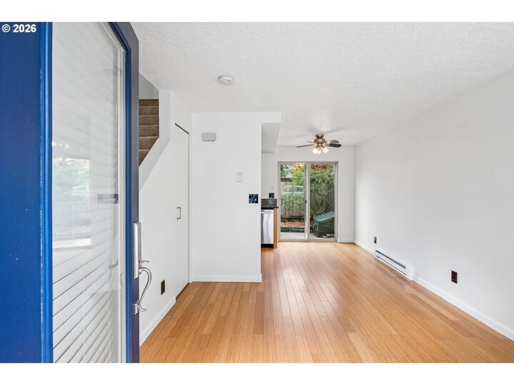 Property Photo: 3624 SW Multnomah Blvd OR 97219