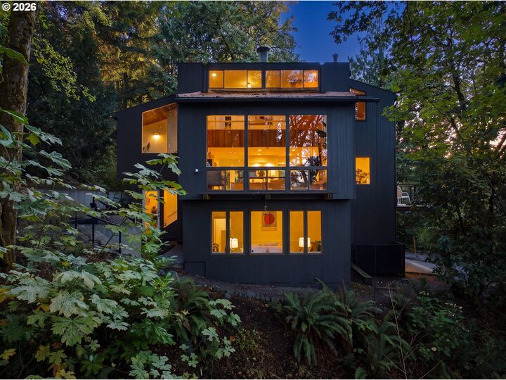 Property Photo:  4915 SW Barnes Rd  OR 97221 