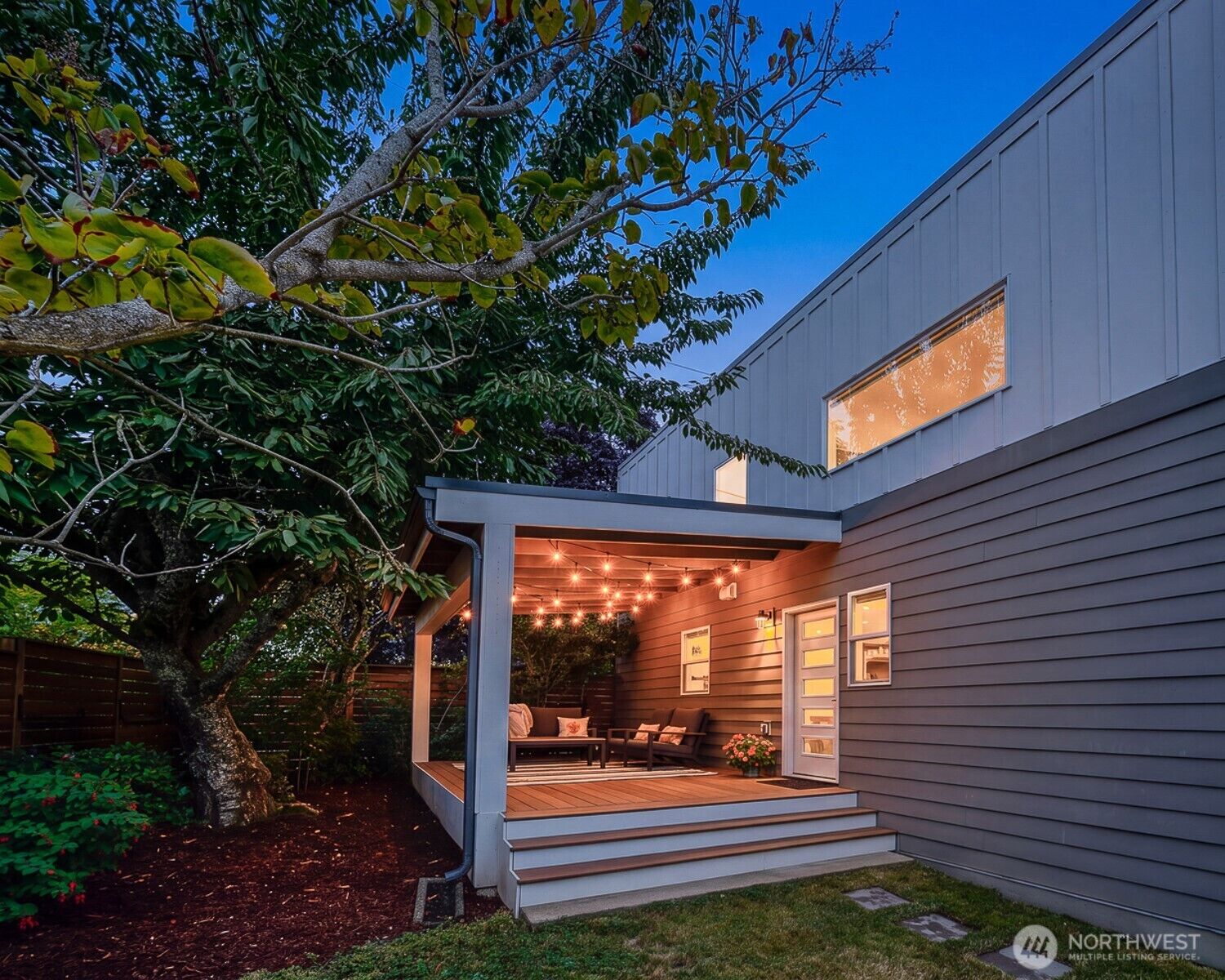 Property Photo: 3105 SW Elmgrove Street WA 98126