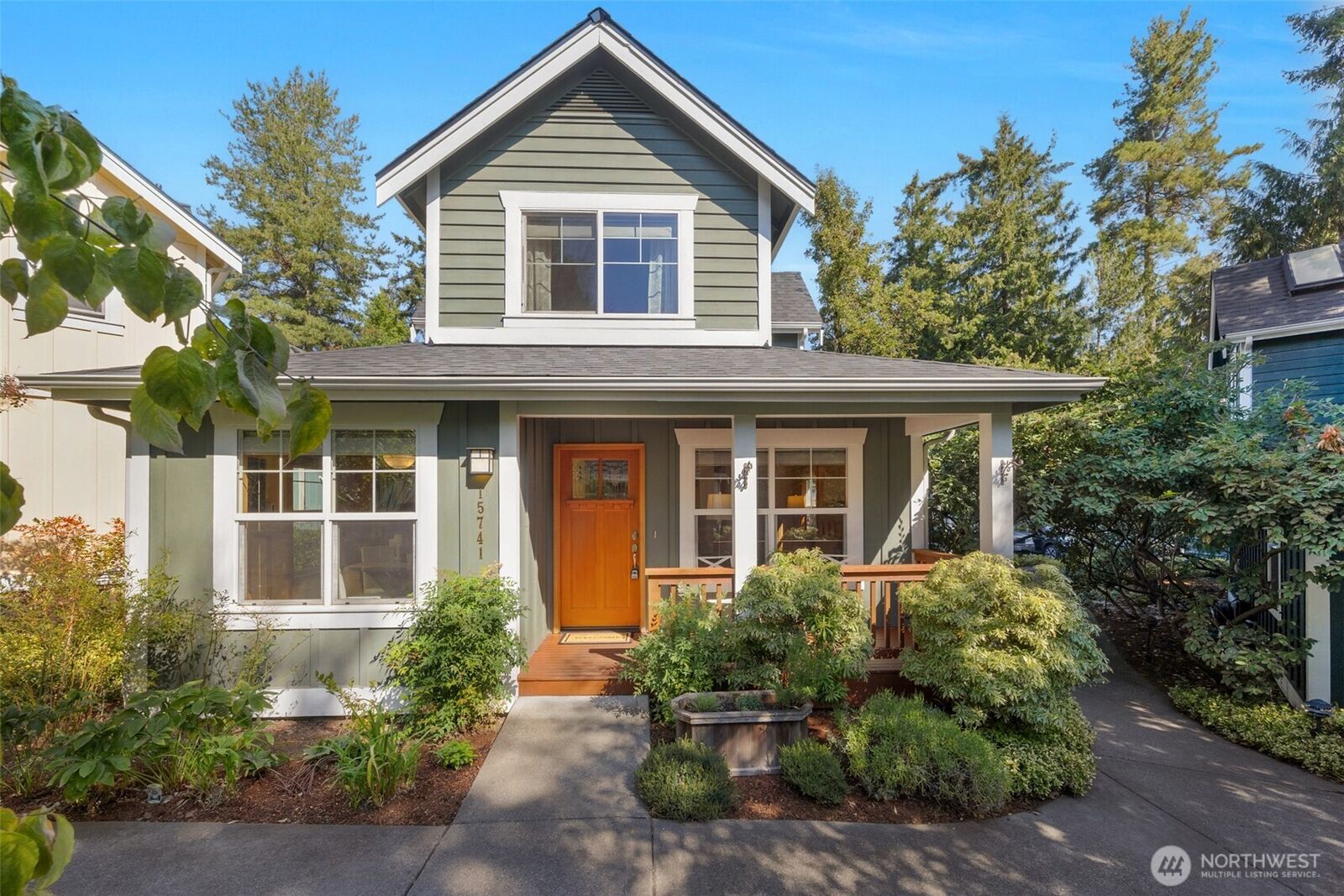 Property Photo: 15741 Dayton Avenue N #11 WA 98133