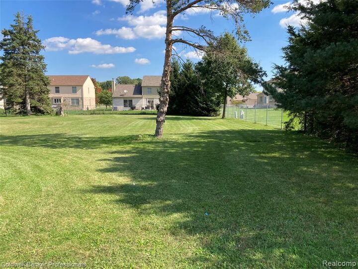 Property Photo: 000 Dequindre Road MI 48314