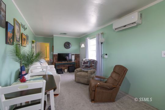 Property Photo:  814 &Amp 815 E Coral Ave  CA 93555 