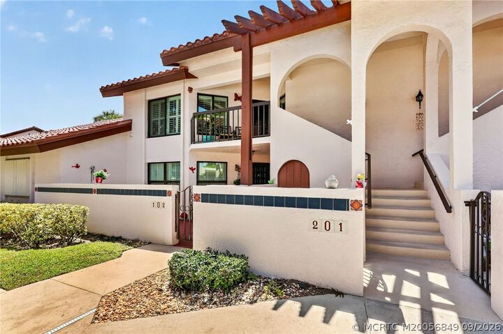 Property Photo: 6011 SE Martinique Drive 201 FL 34997