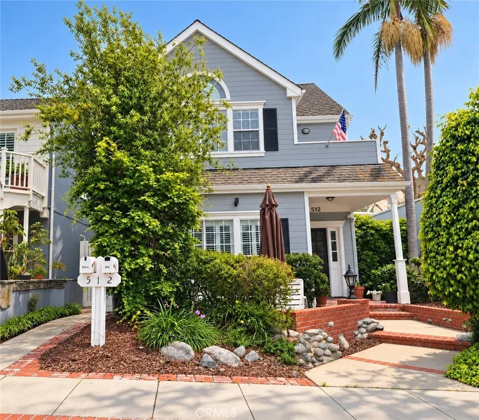 Property Photo:  512 Dahlia Avenue  CA 92625 