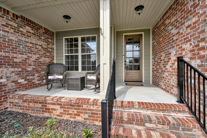 Property Photo:  2217 Lakeshore Dr  AL 35057 