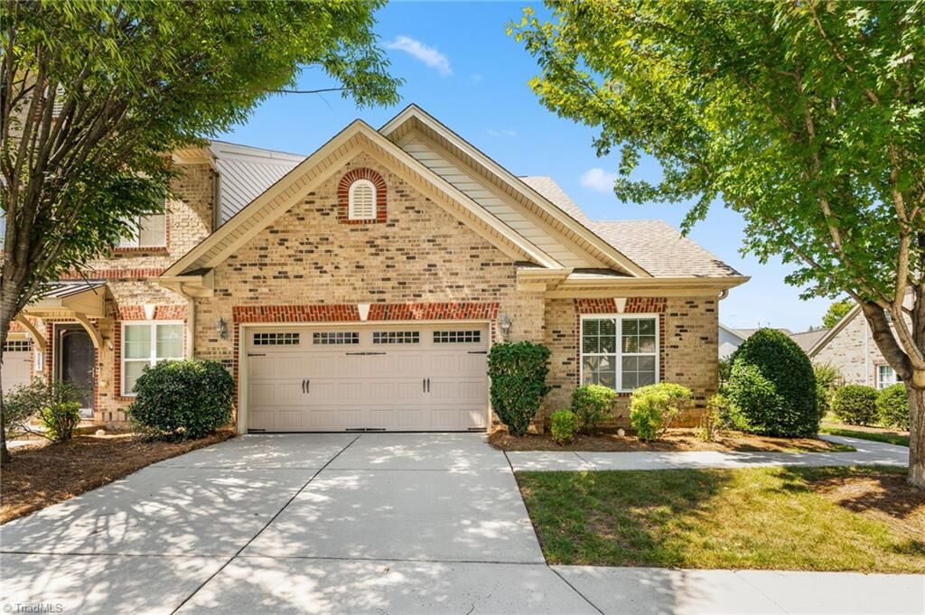 Property Photo: 5285 Esher Drive NC 27051