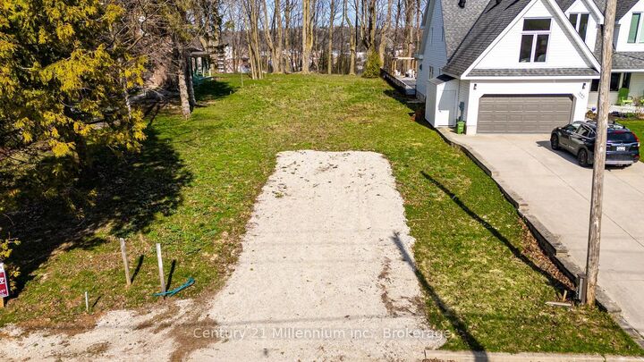 Property Photo:  855 4th Avenue A West Avenue  ON N4K 6L5 