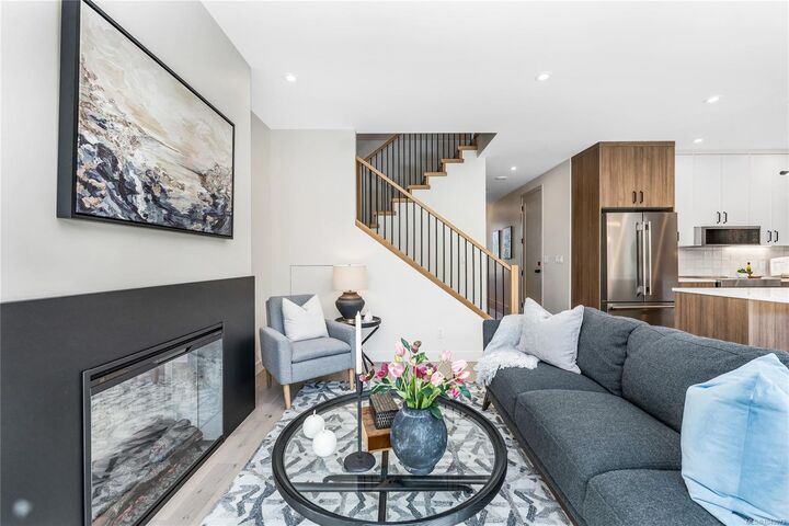 Property Photo:  3333 Henderson Rd #4  BC V8Z 3P3 