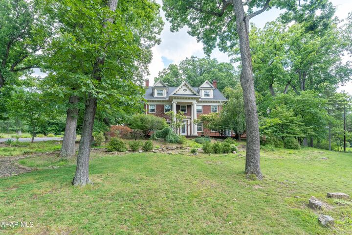 Property Photo:  1601 S Logan Boulevard  PA 16648 