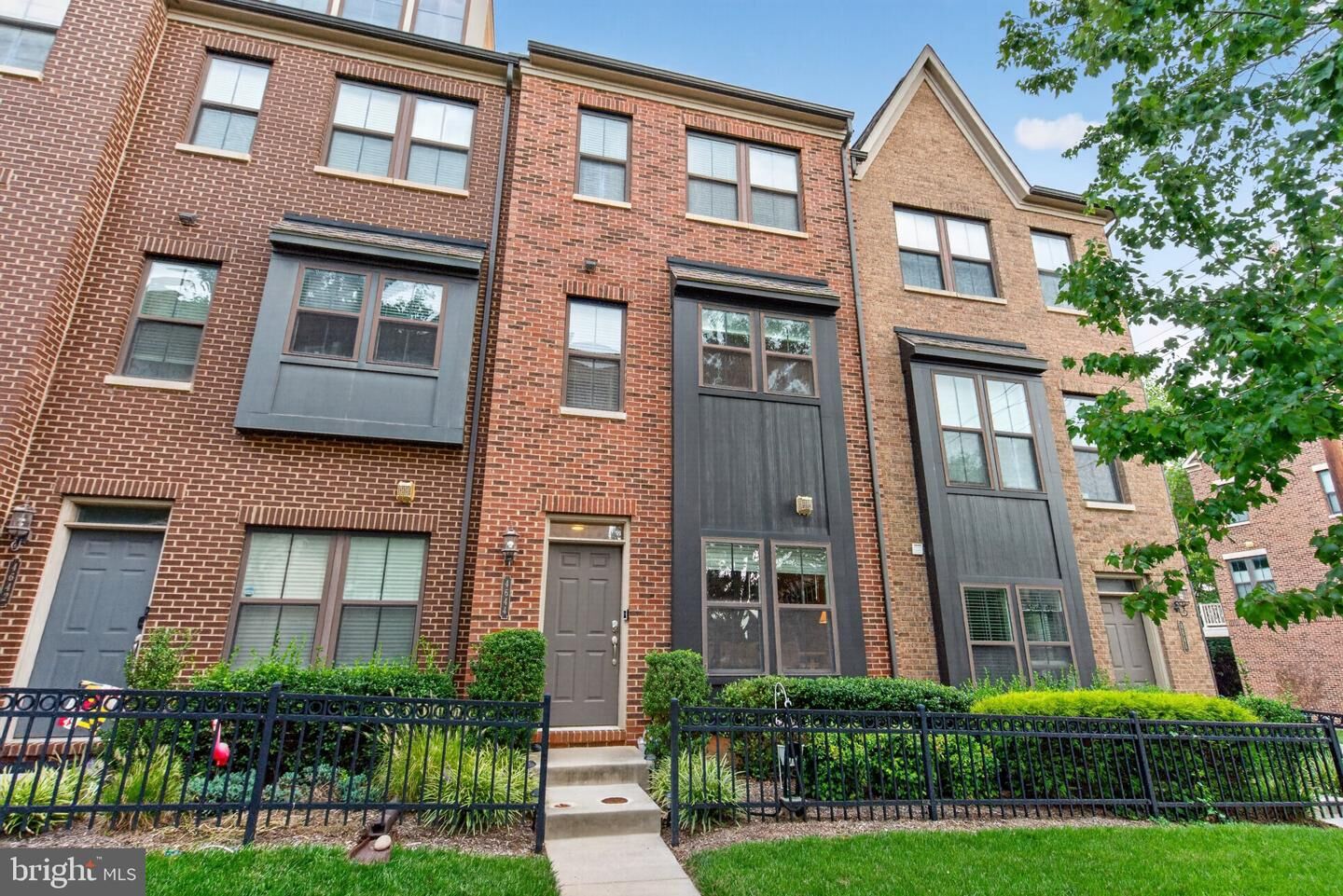 Property Photo: 4644 Woodberry Street MD 20737