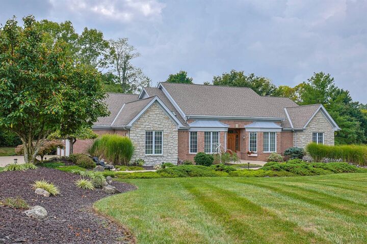 Property Photo: 6219 Highcedar Court OH 45233