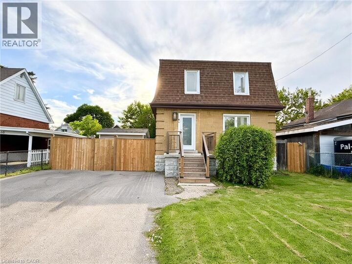 Photo de la propriété:  94 Howard Avenue  ON L9A 2W5 