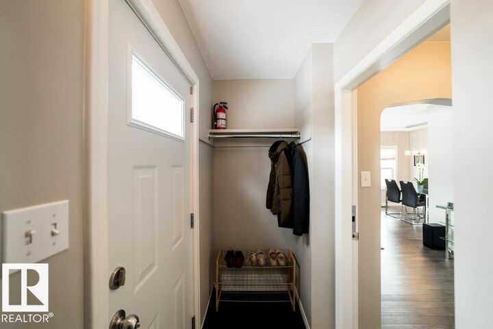 Property Photo:  12228 134 Street NW  AB T5L 1T7 
