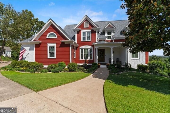 Property Photo: 8865 Saddle Trail GA 30107