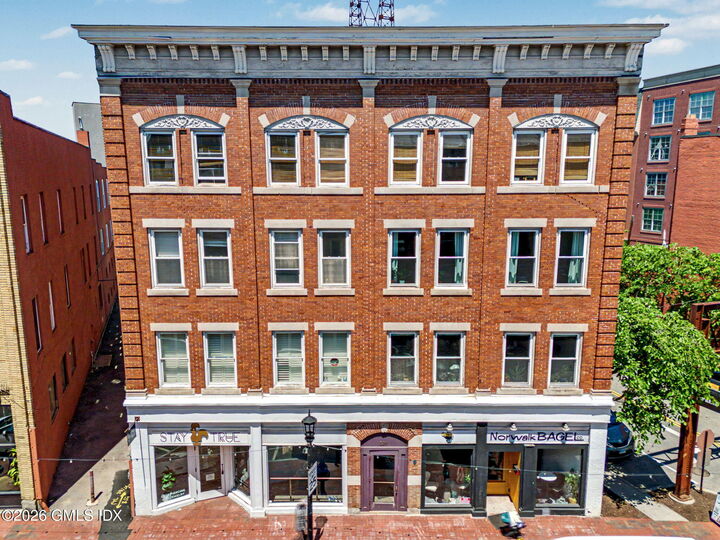 Property Photo: 131 Washington Street 203 CT 06854
